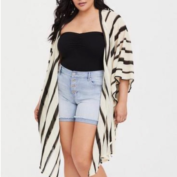 torrid Tops - Torrid Ivory and Black Stripe Ruana-Kimono/One Size Fits All